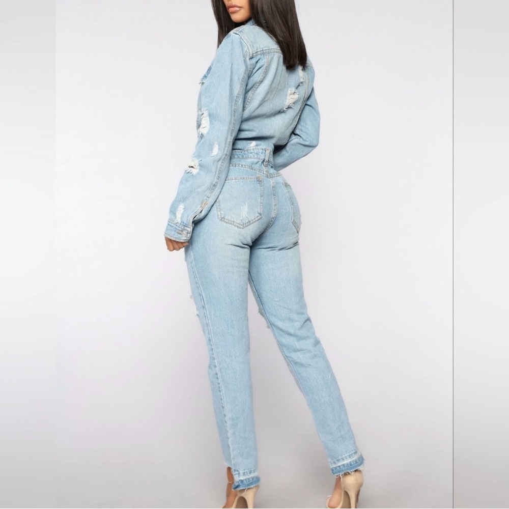 Never worn Fashion Nova High Jump Denim Jumpsuit Medium Wash sz L NWOT